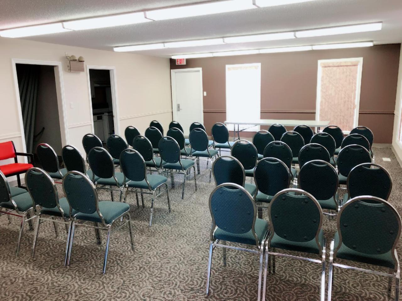 Canadian Motel North Battleford Eksteriør bilde