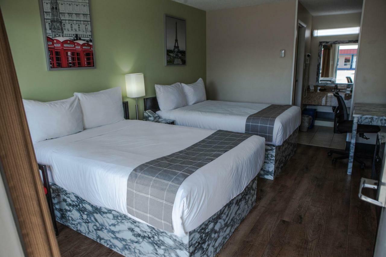Canadian Motel North Battleford Eksteriør bilde